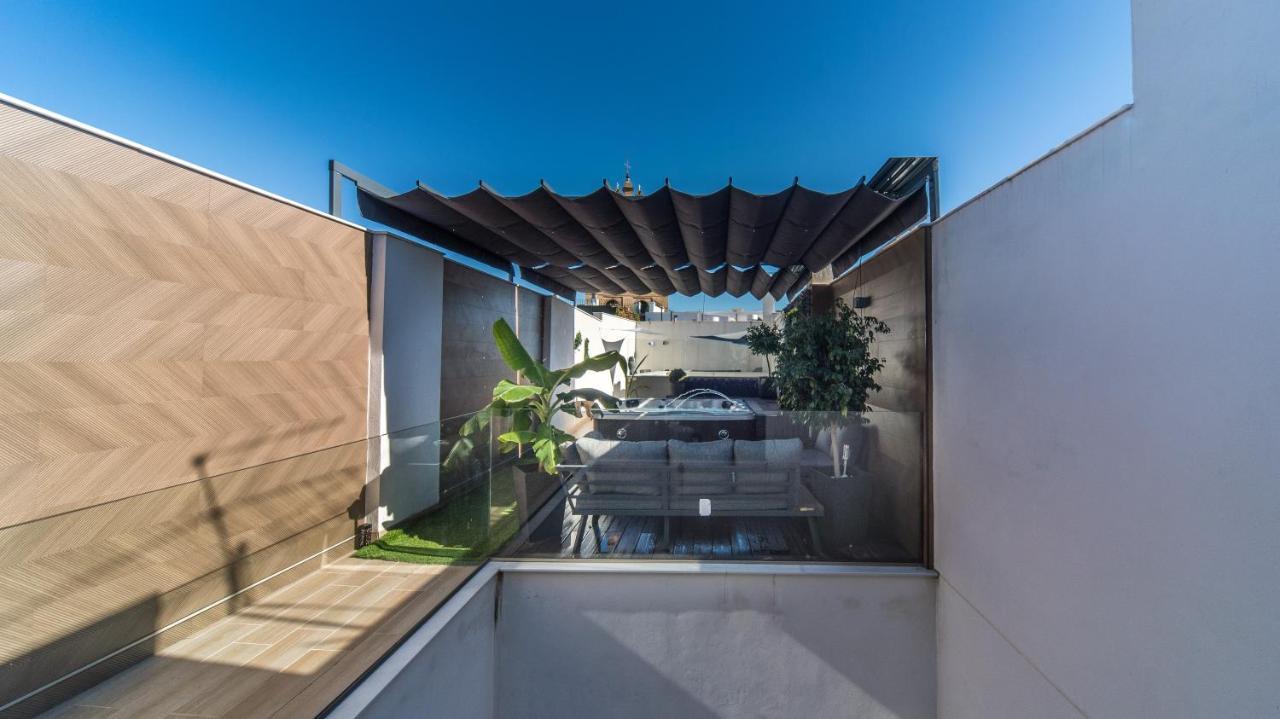 Elegant Duplex 3 Master Bedrooms And Private Σεβίλλη Εξωτερικό φωτογραφία