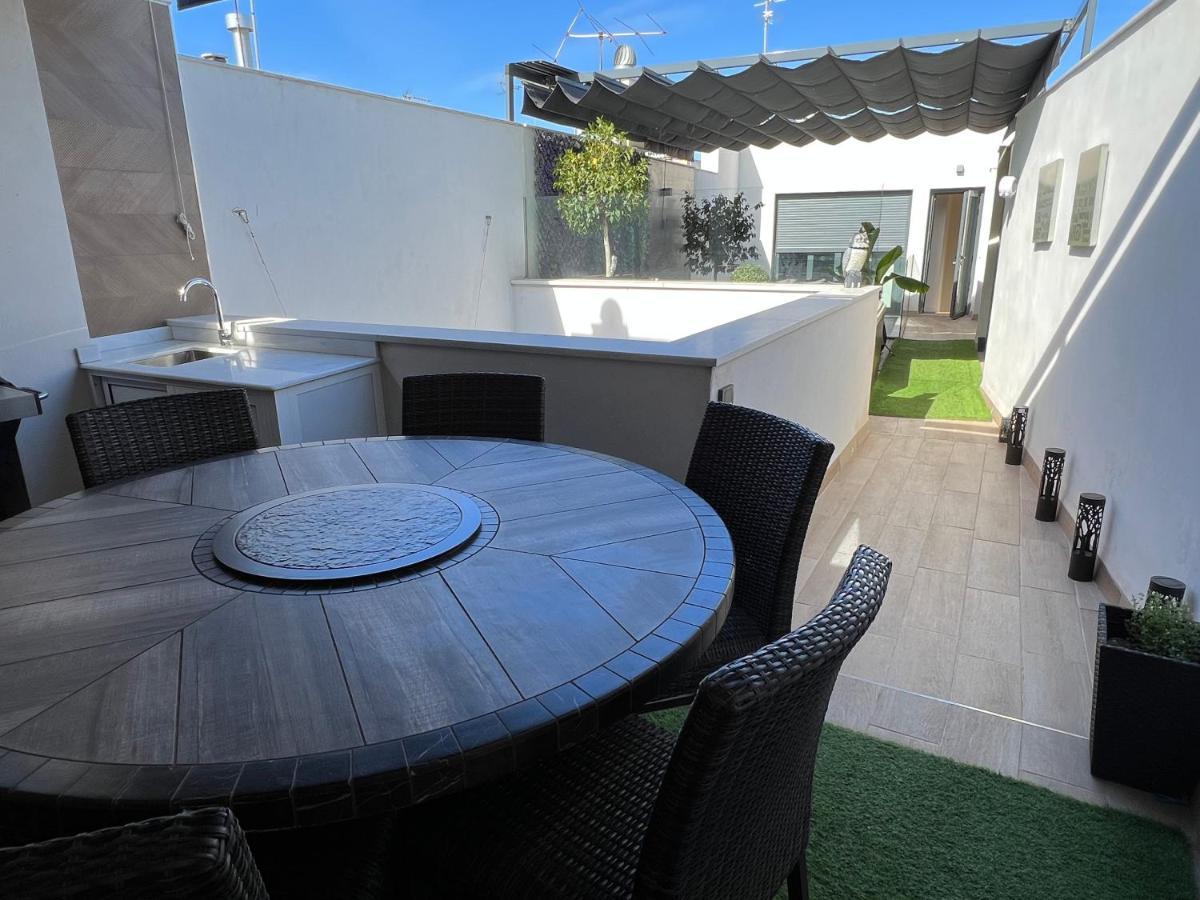 Elegant Duplex 3 Master Bedrooms And Private Σεβίλλη Εξωτερικό φωτογραφία